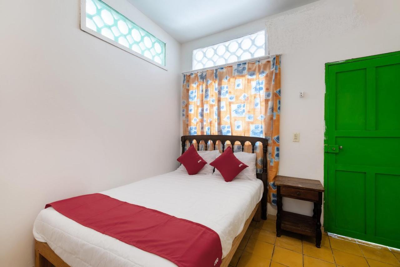 Oyo Hotel Las Palmas Cuyutlan Manzanillo Esterno foto