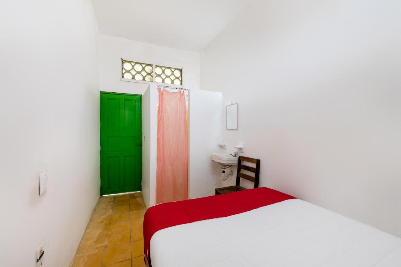 Oyo Hotel Las Palmas Cuyutlan Manzanillo Esterno foto