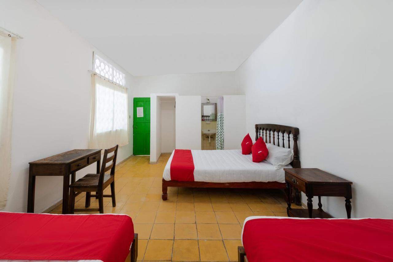 Oyo Hotel Las Palmas Cuyutlan Manzanillo Esterno foto